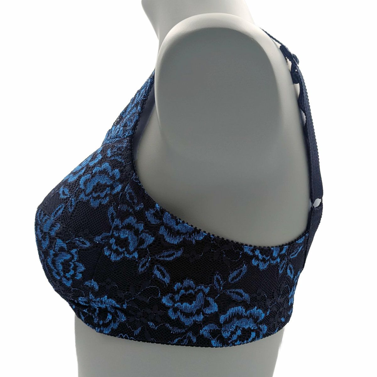 ブルーノワール　サイド